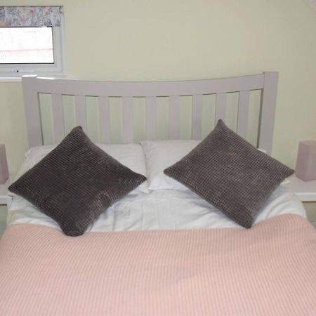 Charming 3-Bed Apartment In Talgarth Powys Brecon Extérieur photo