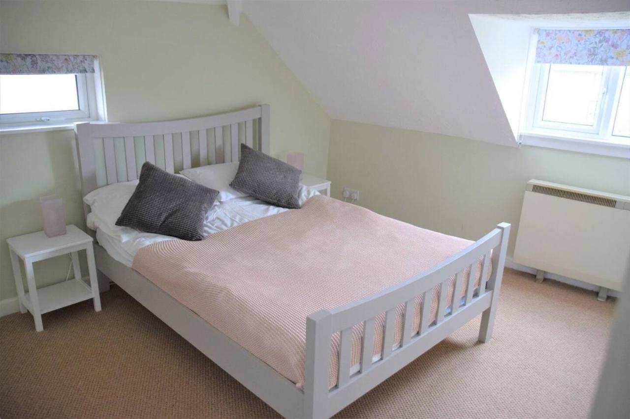 Charming 3-Bed Apartment In Talgarth Powys Brecon Extérieur photo